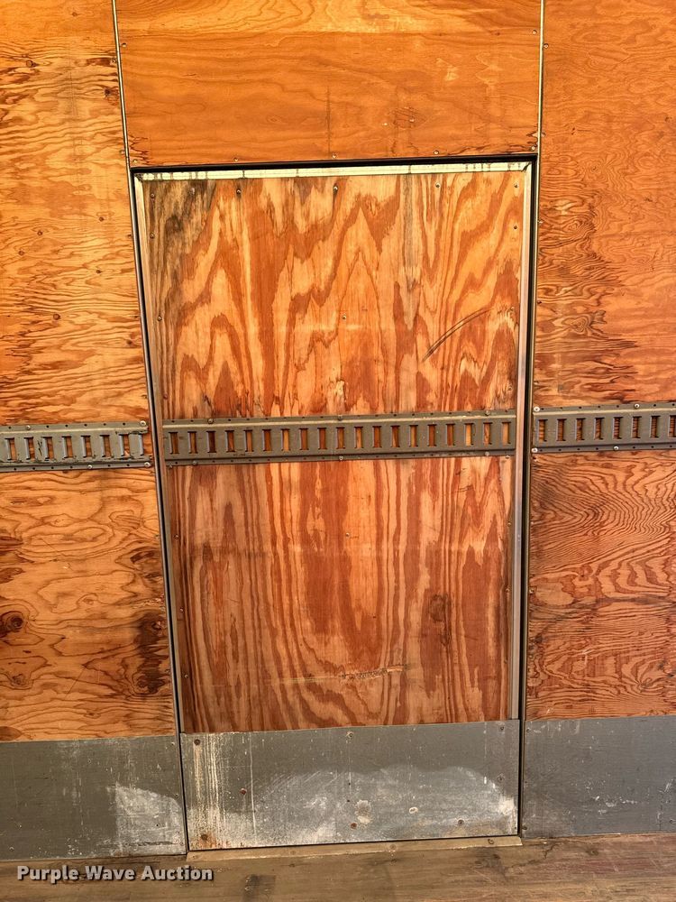 image for item EM3825 1998 Mack MS200 box truck