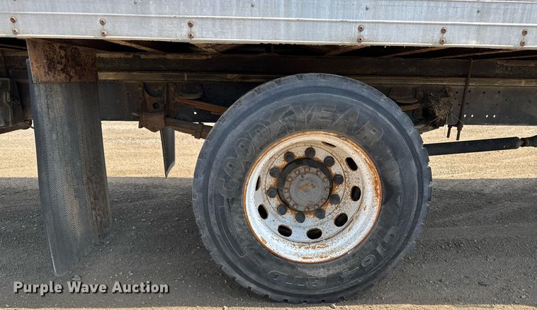 image for item EM3825 1998 Mack MS200 box truck