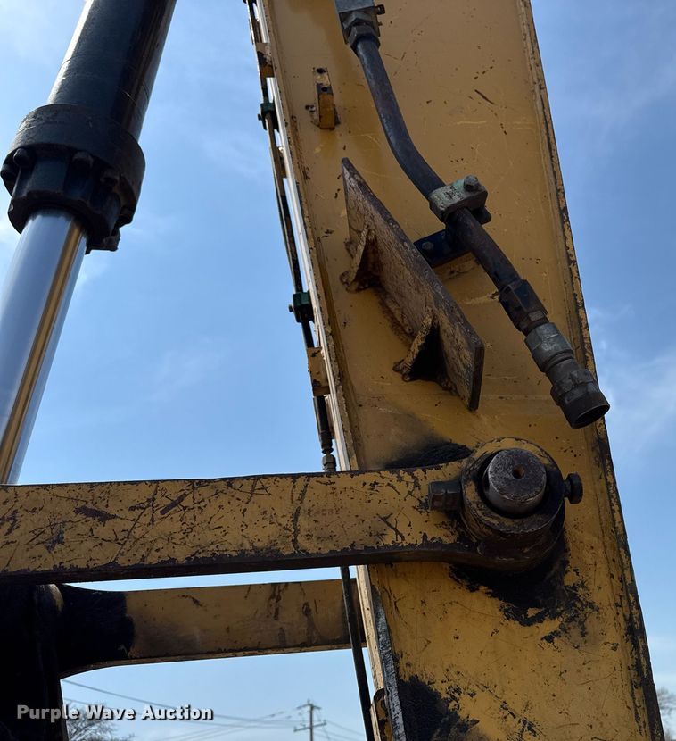 image for item EM3826 2008 Caterpillar 325D L excavator