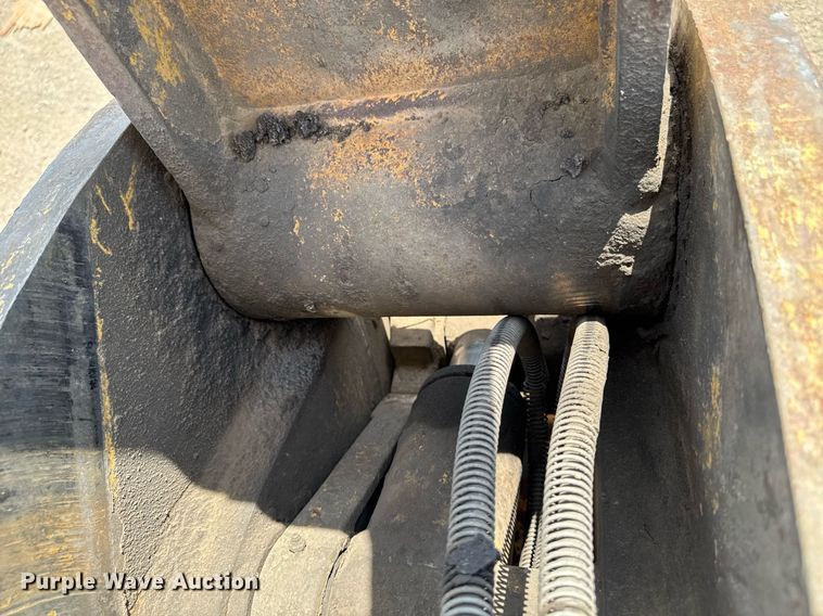 image for item EM3826 2008 Caterpillar 325D L excavator