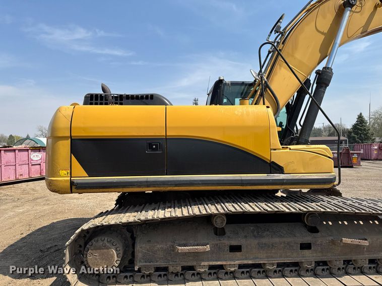 image for item EM3826 2008 Caterpillar 325D L excavator