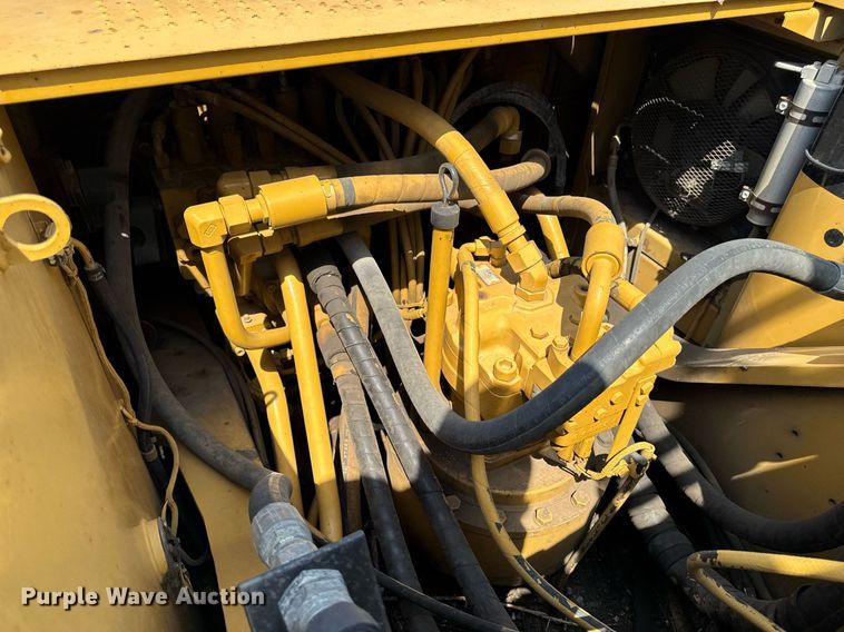 image for item EM3826 2008 Caterpillar 325D L excavator