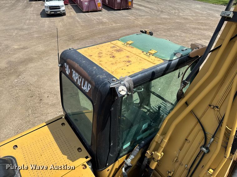 image for item EM3826 2008 Caterpillar 325D L excavator