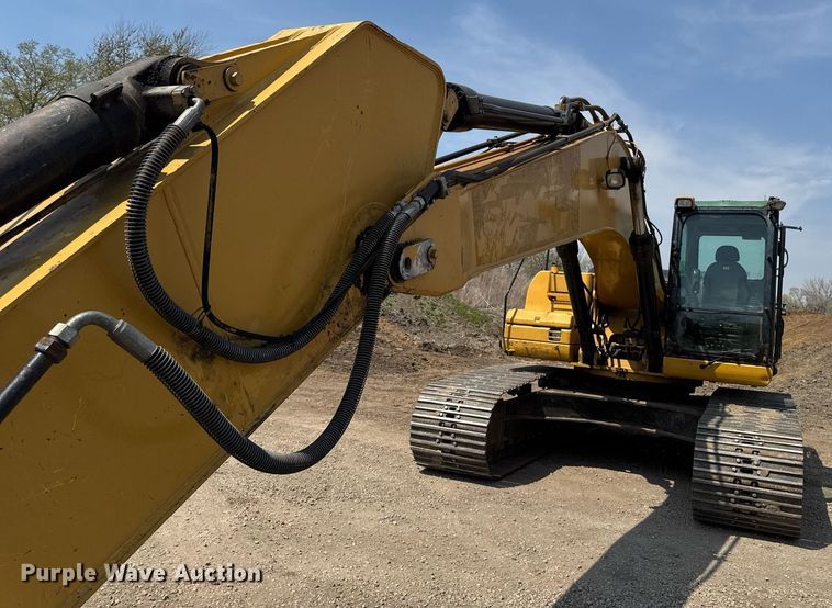 image for item EM3826 2008 Caterpillar 325D L excavator