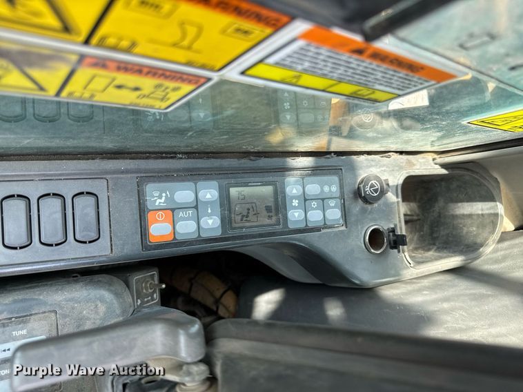 image for item EM3826 2008 Caterpillar 325D L excavator