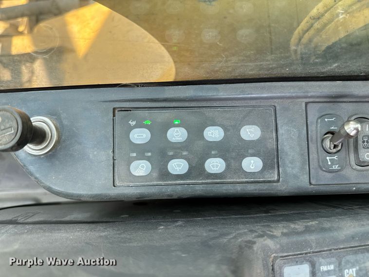 image for item EM3826 2008 Caterpillar 325D L excavator