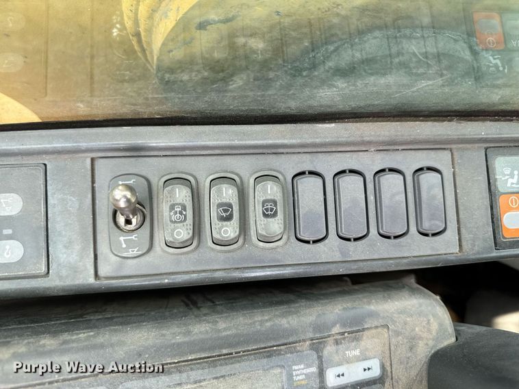 image for item EM3826 2008 Caterpillar 325D L excavator