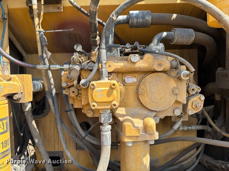 image for item EM3826 2008 Caterpillar 325D L excavator