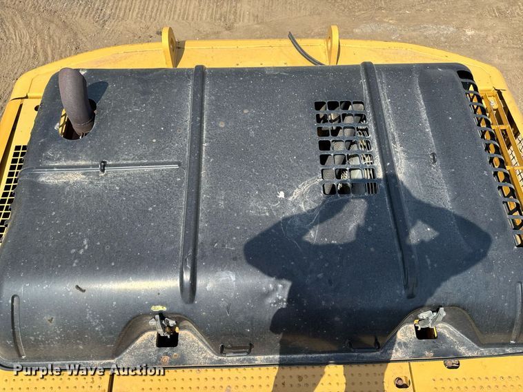 image for item EM3826 2008 Caterpillar 325D L excavator