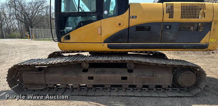 image for item EM3826 2008 Caterpillar 325D L excavator