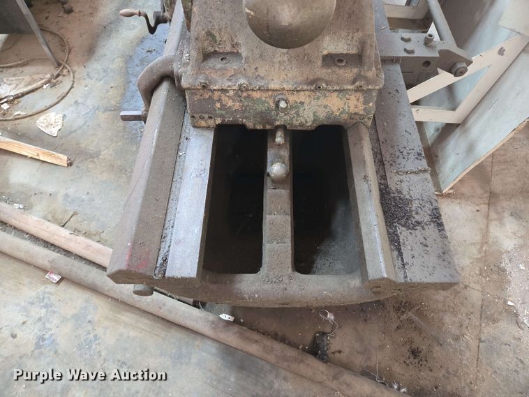 image for item EM7242 Axelson lathe