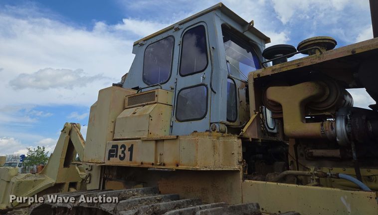 image for item EM7244 1977 Fiat-Allis 31 dozer