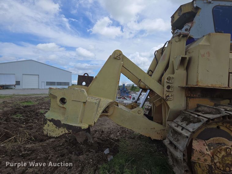 image for item EM7244 1977 Fiat-Allis 31 dozer