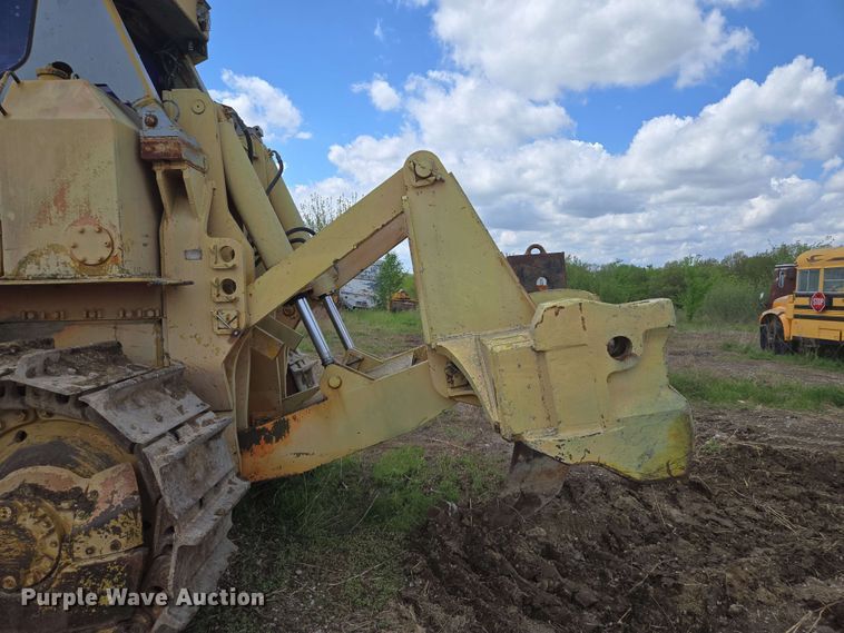 image for item EM7244 1977 Fiat-Allis 31 dozer