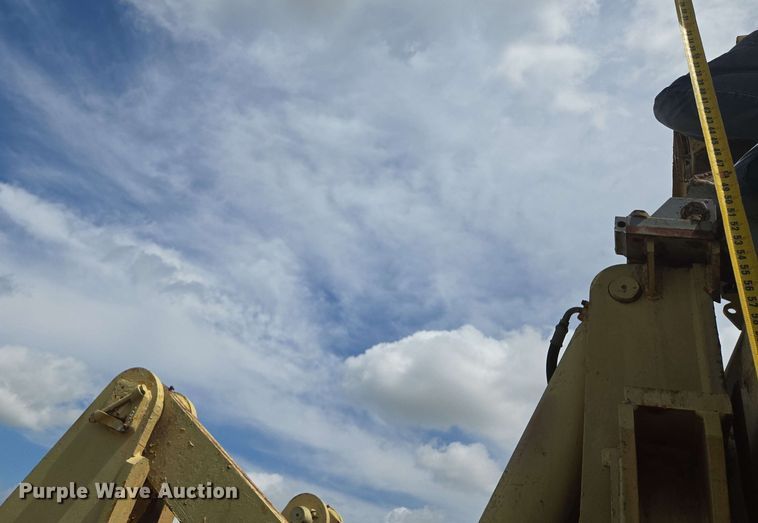 image for item EM7244 1977 Fiat-Allis 31 dozer