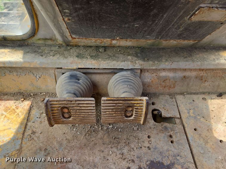 image for item EM7244 1977 Fiat-Allis 31 dozer