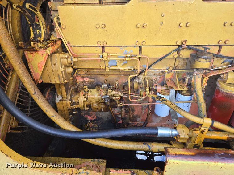 image for item EM7244 1977 Fiat-Allis 31 dozer