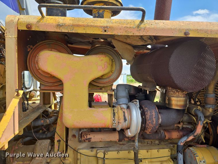 image for item EM7244 1977 Fiat-Allis 31 dozer