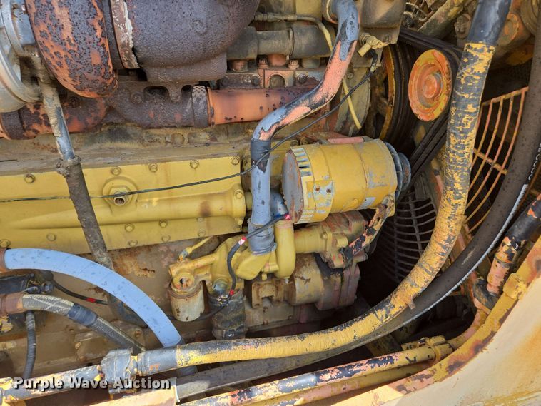 image for item EM7244 1977 Fiat-Allis 31 dozer