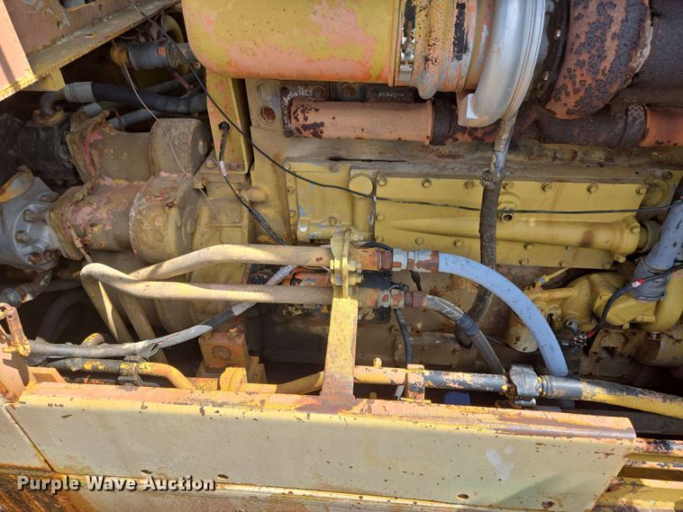 image for item EM7244 1977 Fiat-Allis 31 dozer