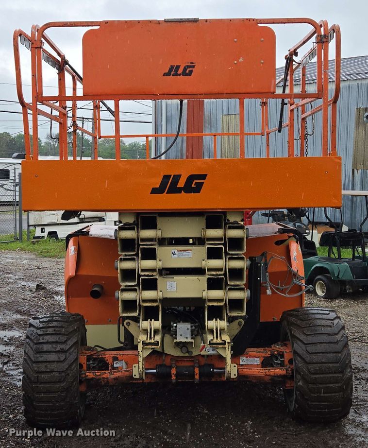 image for item EM7245 2007 JLG  4394RT scissor lift