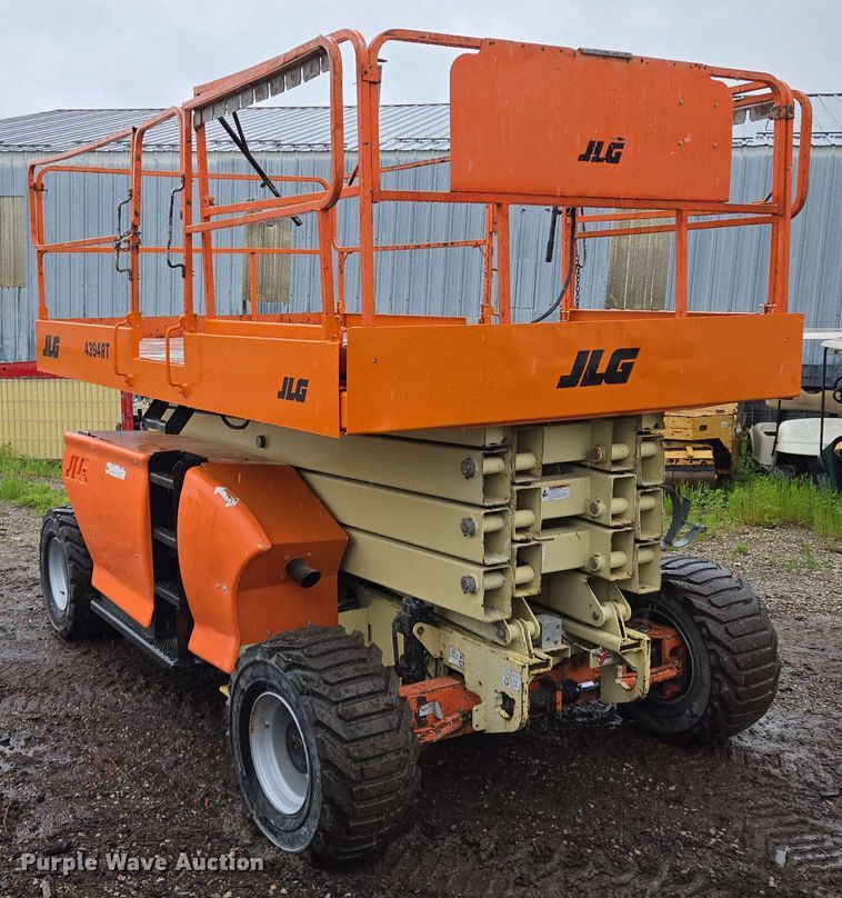 image for item EM7245 2007 JLG  4394RT scissor lift