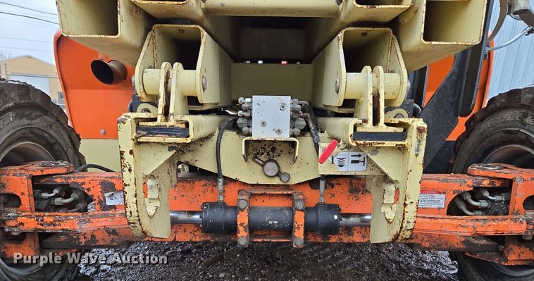 image for item EM7245 2007 JLG  4394RT scissor lift