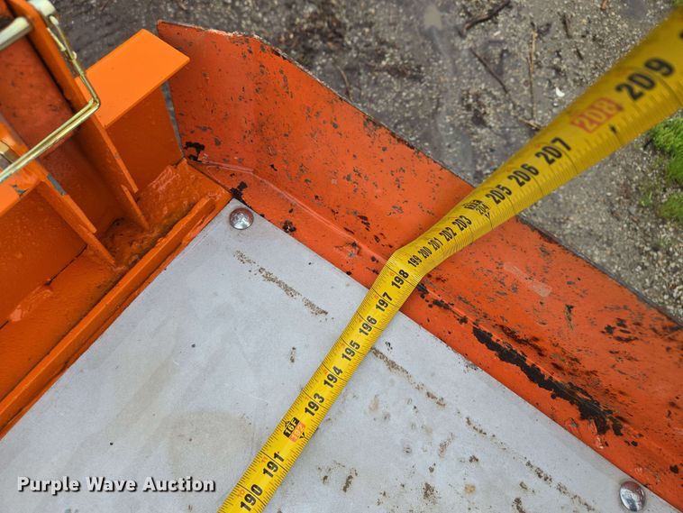 image for item EM7245 2007 JLG  4394RT scissor lift