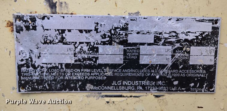 image for item EM7245 2007 JLG  4394RT scissor lift