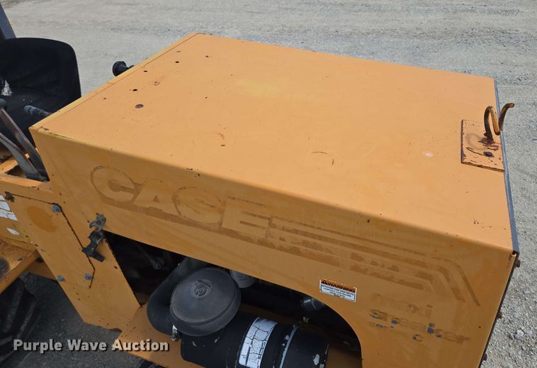 image for item EM7271 2001 Case Maxi Sneaker C vibratory cable plow