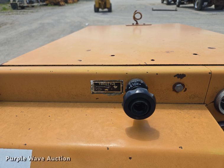 image for item EM7271 2001 Case Maxi Sneaker C vibratory cable plow