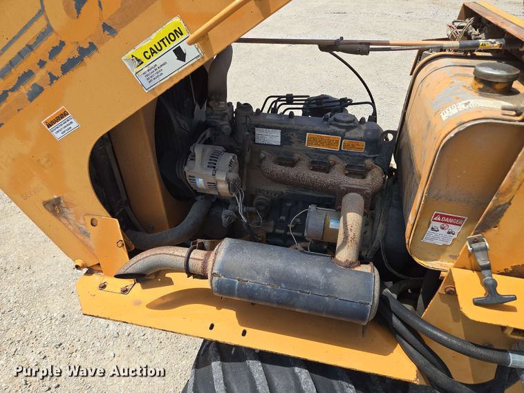 image for item EM7271 2001 Case Maxi Sneaker C vibratory cable plow