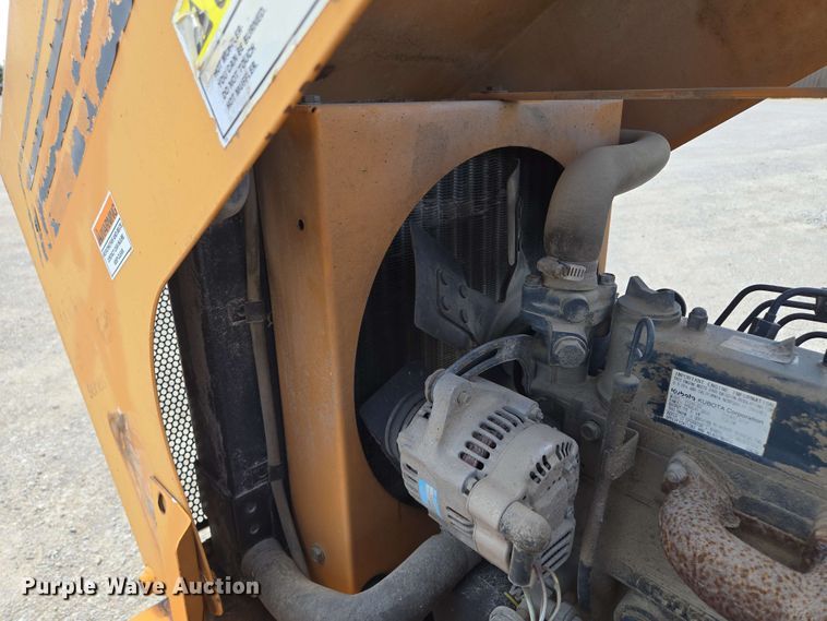 image for item EM7271 2001 Case Maxi Sneaker C vibratory cable plow