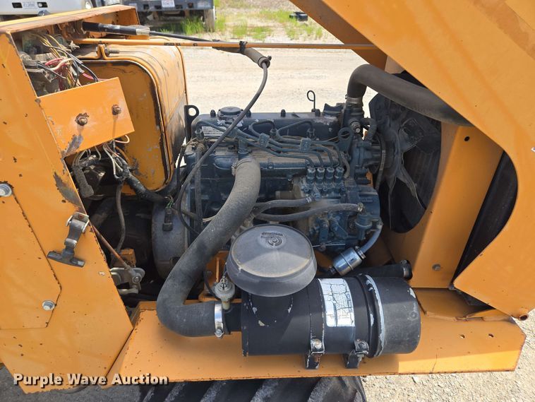 image for item EM7271 2001 Case Maxi Sneaker C vibratory cable plow