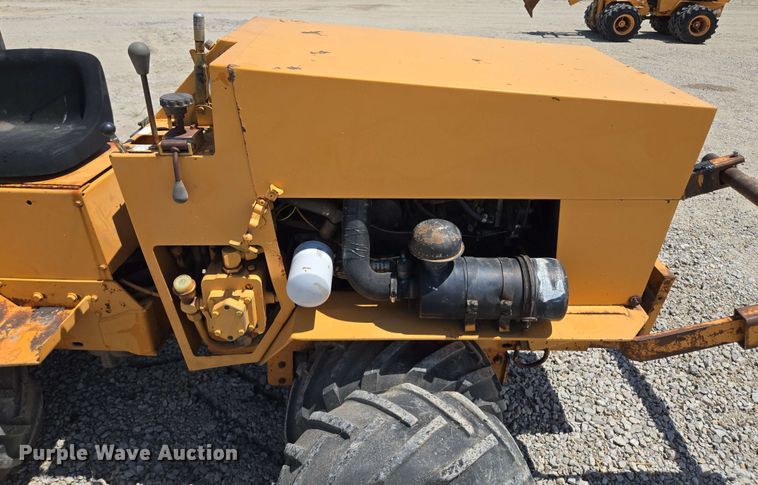 image for item EM7272 1982 Case Maxi Sneaker vibratory cable plow