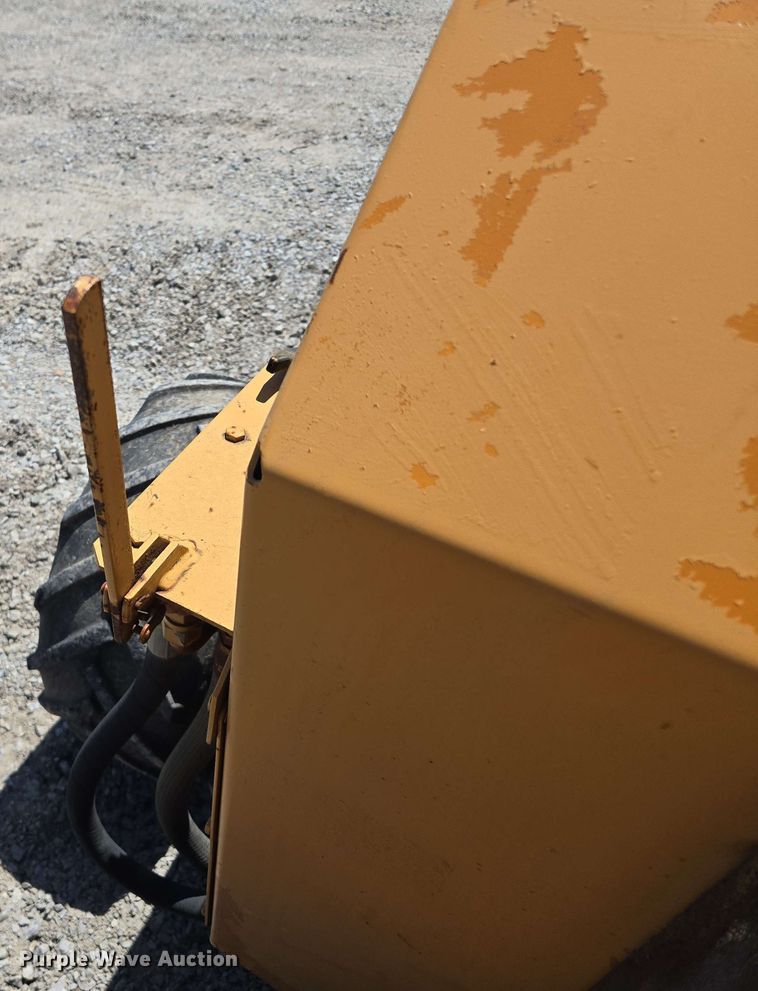 image for item EM7272 1982 Case Maxi Sneaker vibratory cable plow