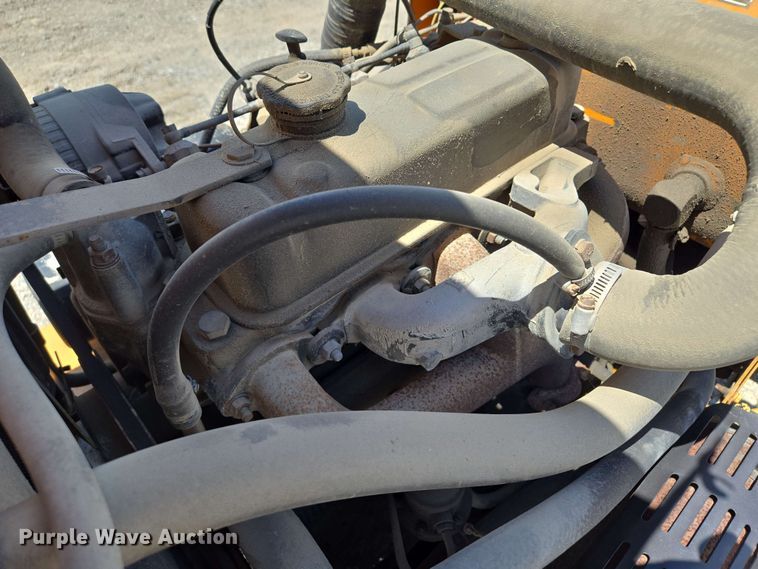 image for item EM7272 1982 Case Maxi Sneaker vibratory cable plow