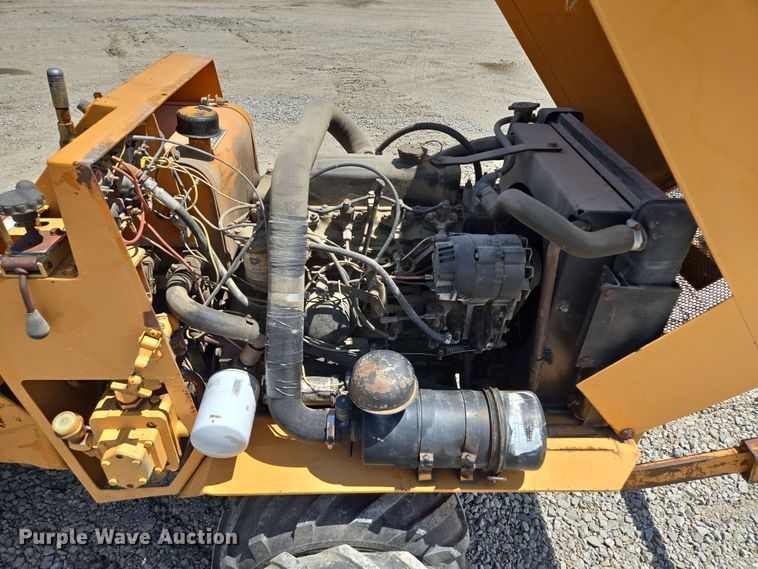 image for item EM7272 1982 Case Maxi Sneaker vibratory cable plow