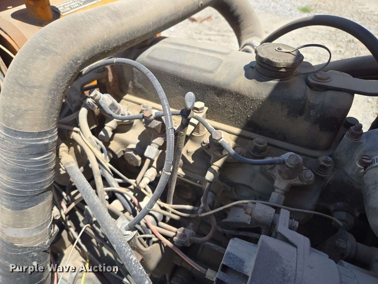 image for item EM7272 1982 Case Maxi Sneaker vibratory cable plow