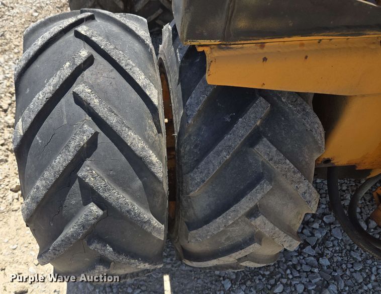 image for item EM7272 1982 Case Maxi Sneaker vibratory cable plow