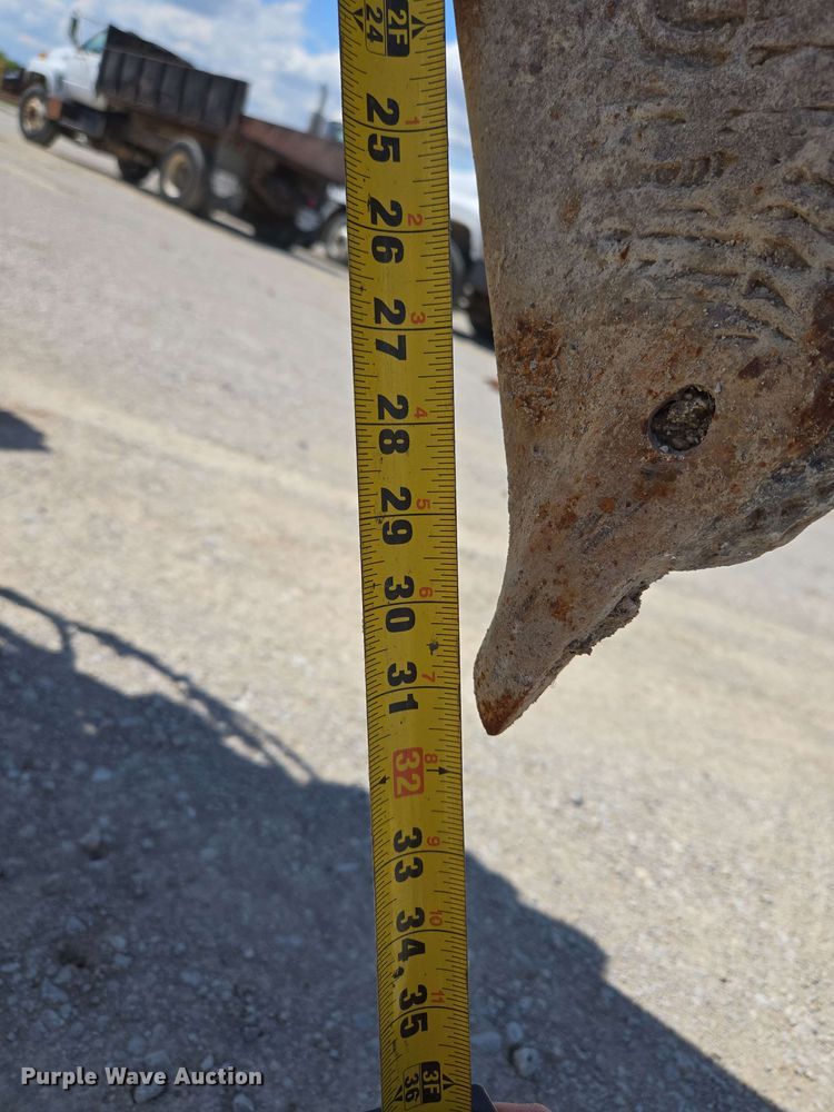 image for item EM7273 1993 Vermeer V4750 vibratory cable plow