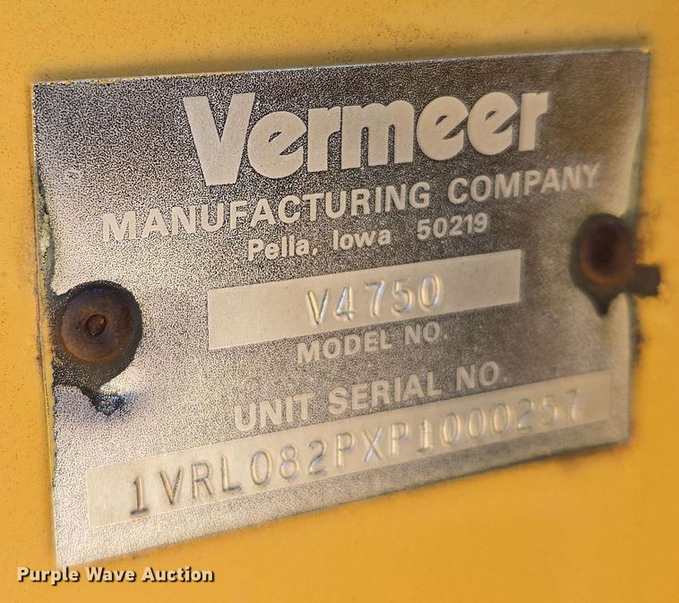image for item EM7273 1993 Vermeer V4750 vibratory cable plow