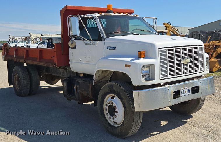 image for item EM7274 1993 Chevrolet C7 dump flatbed truck