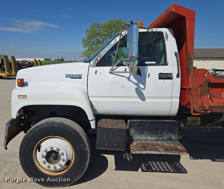 image for item EM7274 1993 Chevrolet C7 dump flatbed truck