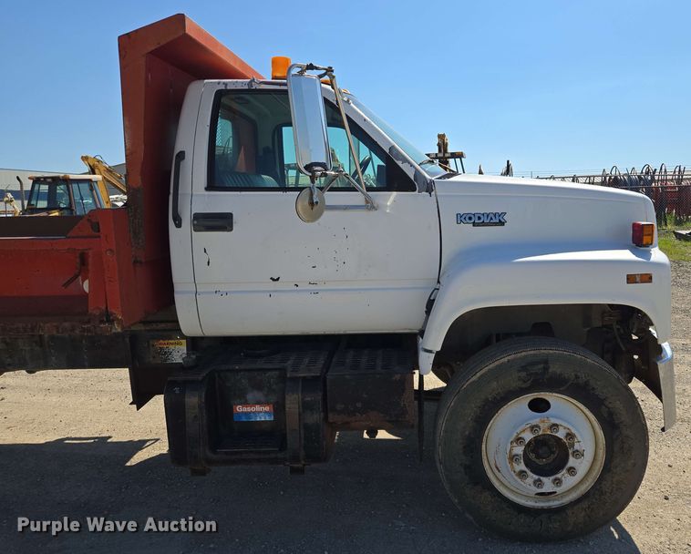 image for item EM7274 1993 Chevrolet C7 dump flatbed truck