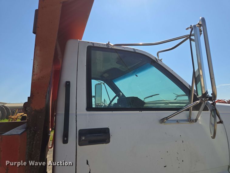 image for item EM7274 1993 Chevrolet C7 dump flatbed truck