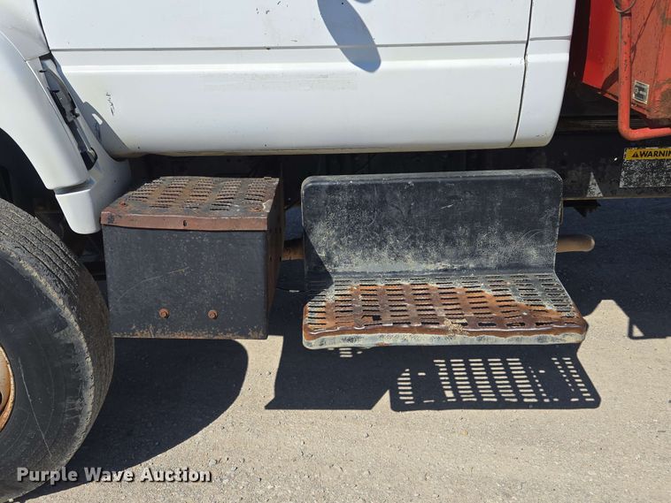 image for item EM7274 1993 Chevrolet C7 dump flatbed truck