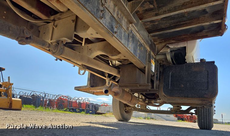 image for item EM7274 1993 Chevrolet C7 dump flatbed truck