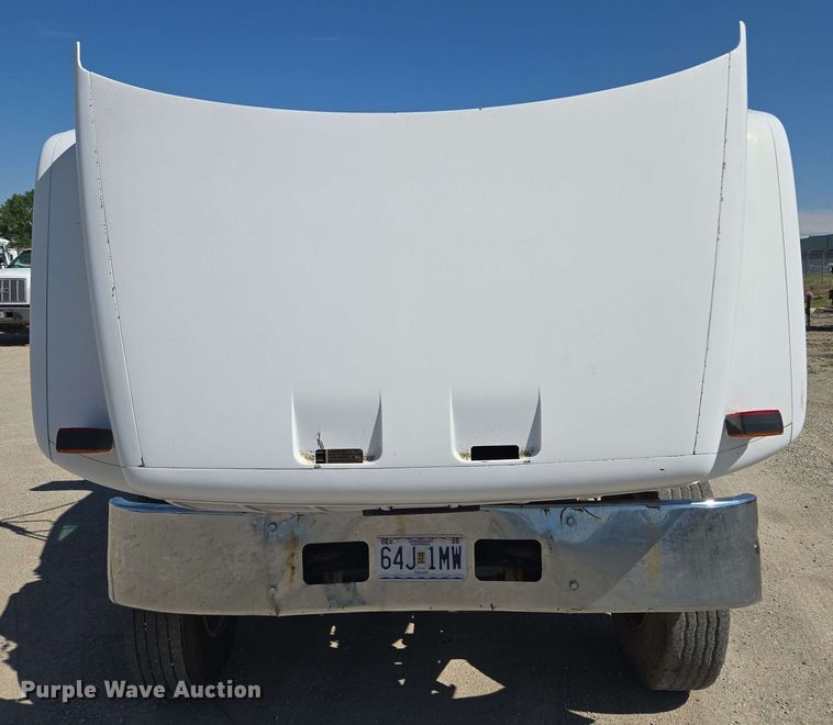 image for item EM7274 1993 Chevrolet C7 dump flatbed truck