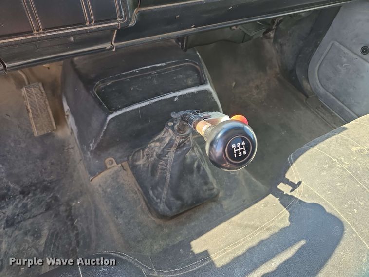 image for item EM7274 1993 Chevrolet C7 dump flatbed truck